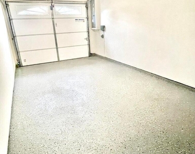 19b Maplewood Drive - Photo Thumbnail 19
