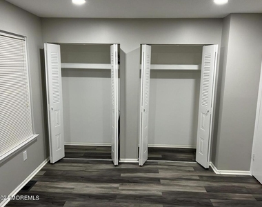 254 Bromley Place - Photo Thumbnail 16