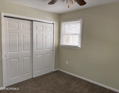 148 Bayshore Drive - Photo Thumbnail 18