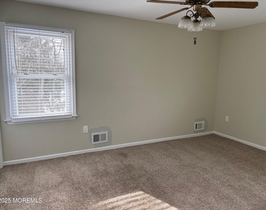 148 Bayshore Drive - Photo Thumbnail 15