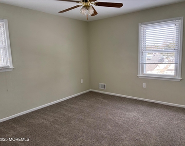 148 Bayshore Drive - Photo Thumbnail 16