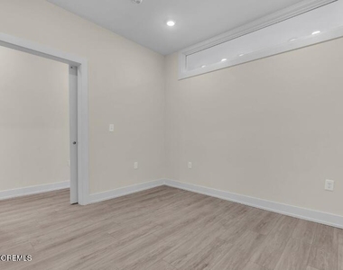 19 Carr Avenue - Photo Thumbnail 10