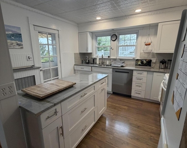 67 E Street - Photo Thumbnail 2