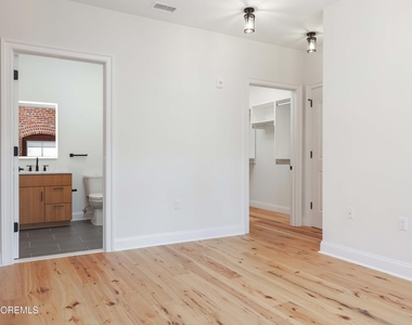 179 Chelsea Avenue - Photo Thumbnail 14