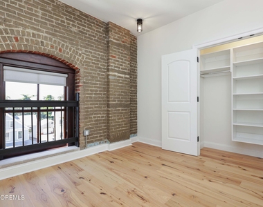 179 Chelsea Avenue - Photo Thumbnail 12