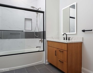 179 Chelsea Avenue - Photo Thumbnail 10