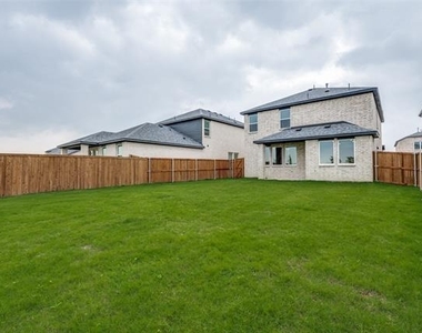 737 Santa Lucia Drive - Photo Thumbnail 22
