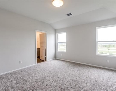 737 Santa Lucia Drive - Photo Thumbnail 21