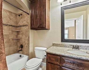 1633 Tahoe Trail - Photo Thumbnail 18
