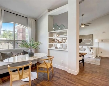 17250 Knoll Trail Drive - Photo Thumbnail 15
