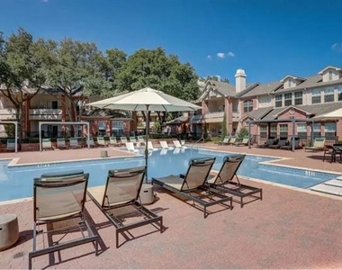 17250 Knoll Trail Drive - Photo Thumbnail 3