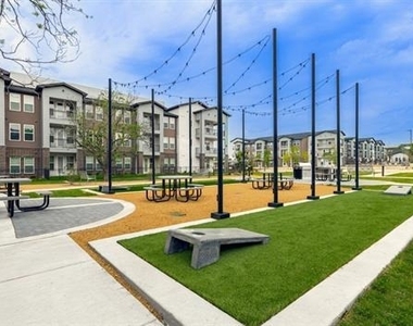 4600 E Mckinney Street - Photo Thumbnail 5