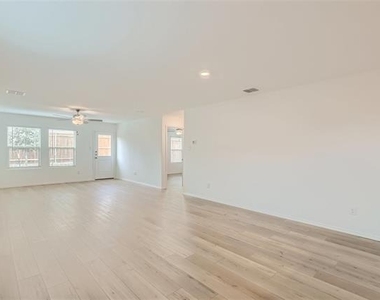 9236 Flowering Dogwood Lane - Photo Thumbnail 7