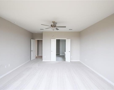 15142 Rosario Road - Photo Thumbnail 8