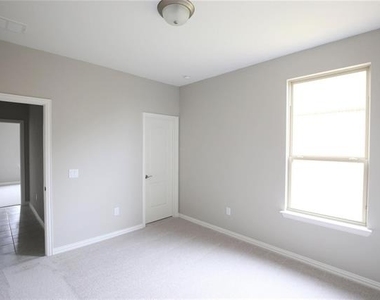 15142 Rosario Road - Photo Thumbnail 15