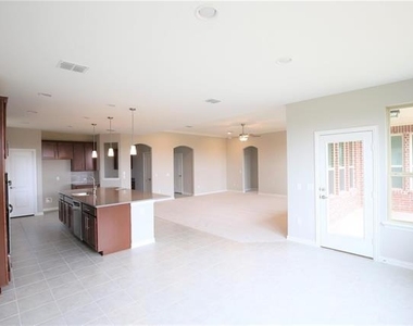 15142 Rosario Road - Photo Thumbnail 6