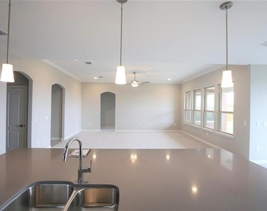 15142 Rosario Road - Photo Thumbnail 4