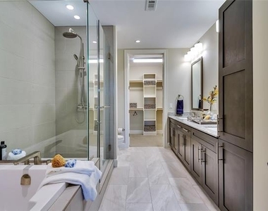 4719 Cole Avenue - Photo Thumbnail 11