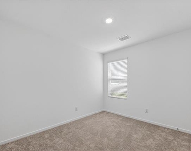 1316 Alfred Street - Photo Thumbnail 8