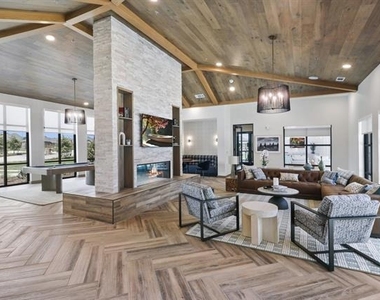 9301 Brewer Boulevard - Photo Thumbnail 6