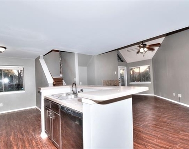 9831 Walnut Street - Photo Thumbnail 20