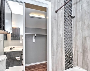 9831 Walnut Street - Photo Thumbnail 11