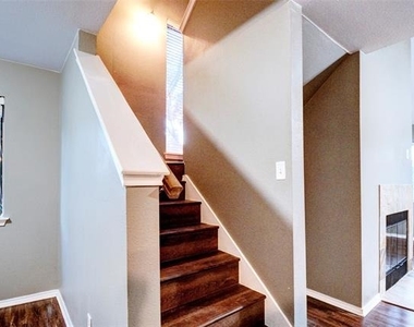 9831 Walnut Street - Photo Thumbnail 14