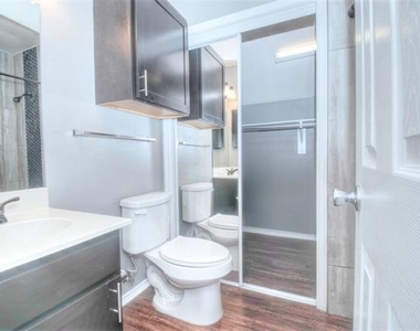 9831 Walnut Street - Photo Thumbnail 10