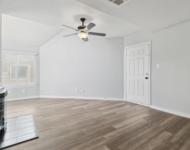 9805 Walnut Street - Photo Thumbnail 6