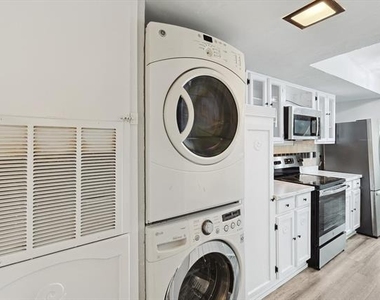 9805 Walnut Street - Photo Thumbnail 9