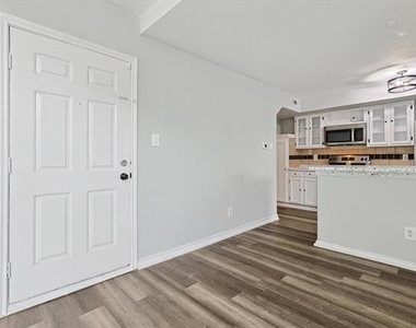 9805 Walnut Street - Photo Thumbnail 4