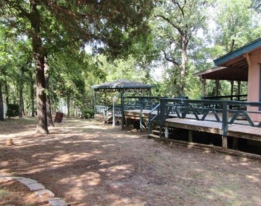 1117 Woodland Trail - Photo Thumbnail 14
