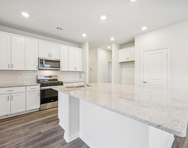 519 Ridgedale Drive - Photo Thumbnail 6