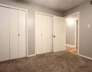 5925 E University Boulevard - Photo Thumbnail 11