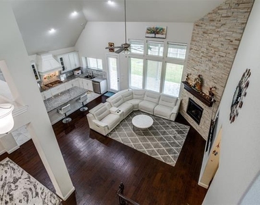 821 Yarrow Street - Photo Thumbnail 11
