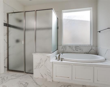 821 Yarrow Street - Photo Thumbnail 7