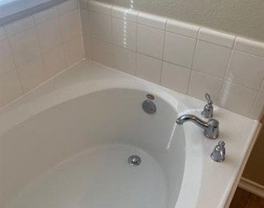 721 Bamboo Drive - Photo Thumbnail 23