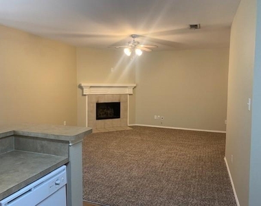 721 Bamboo Drive - Photo Thumbnail 10