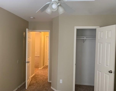 721 Bamboo Drive - Photo Thumbnail 16