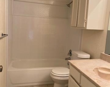4748 Old Bent Tree Lane - Photo Thumbnail 10