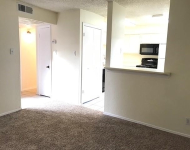 4748 Old Bent Tree Lane - Photo Thumbnail 5