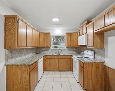 106 Shaw Street - Photo Thumbnail 8