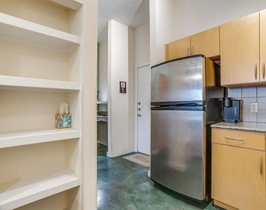 201 W Lancaster Avenue - Photo Thumbnail 5