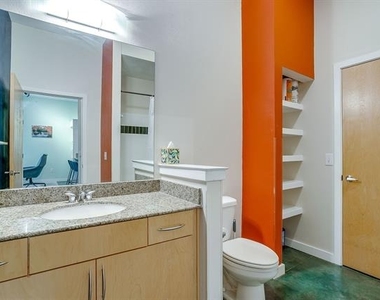 201 W Lancaster Avenue - Photo Thumbnail 14