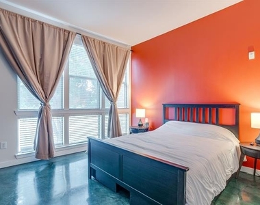 201 W Lancaster Avenue - Photo Thumbnail 11