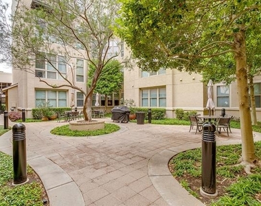201 W Lancaster Avenue - Photo Thumbnail 16