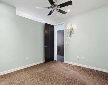 2600 W 7th Street - Photo Thumbnail 9