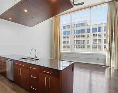 2600 W 7th Street - Photo Thumbnail 1