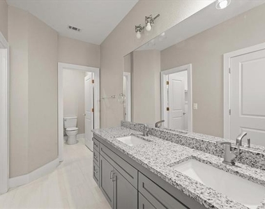 3413 Aaron Way - Photo Thumbnail 17