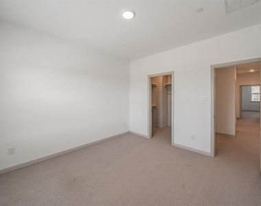 8584 Dynasty Lane - Photo Thumbnail 6
